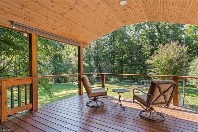 170 Queens Court, Clemmons, NC 27012