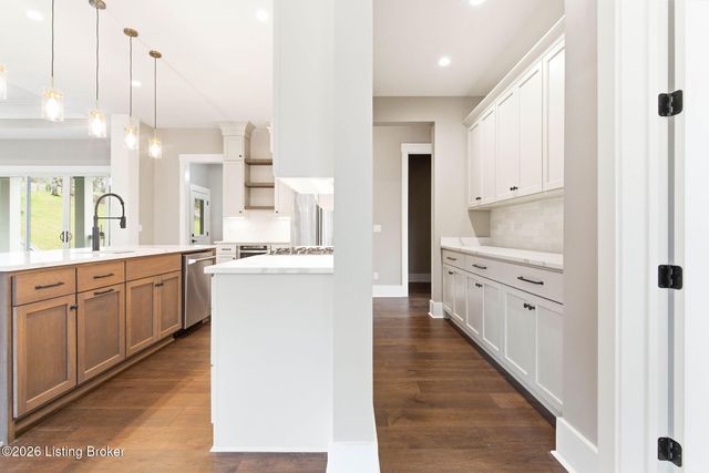 3973 Hidden Falls Dr, Prospect, KY 40059