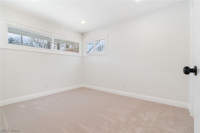 1912 Hanover Street, Cuyahoga Falls, OH 44221