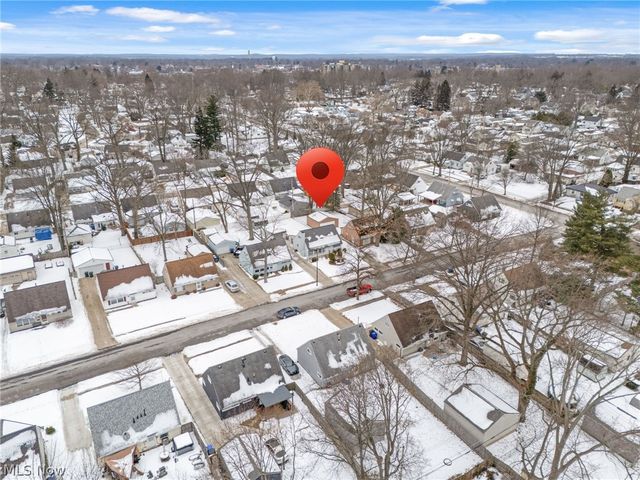 1912 Hanover Street, Cuyahoga Falls, OH 44221