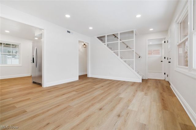 1912 Hanover Street, Cuyahoga Falls, OH 44221