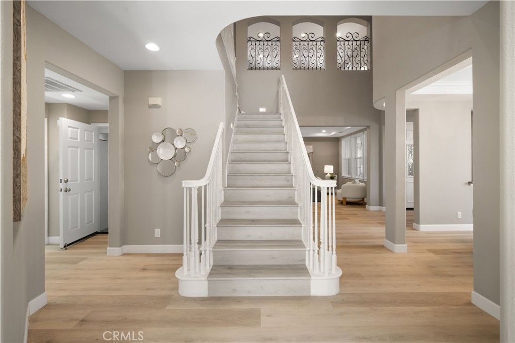 Image 10 of property listing at 9 Modesto, Irvine, CA 92602