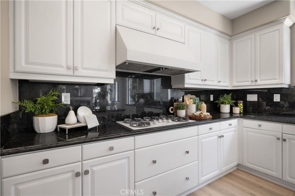 Image 13 of property listing at 9 Modesto, Irvine, CA 92602