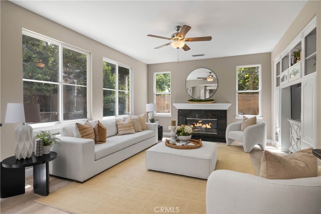 Image 19 of property listing at 9 Modesto, Irvine, CA 92602