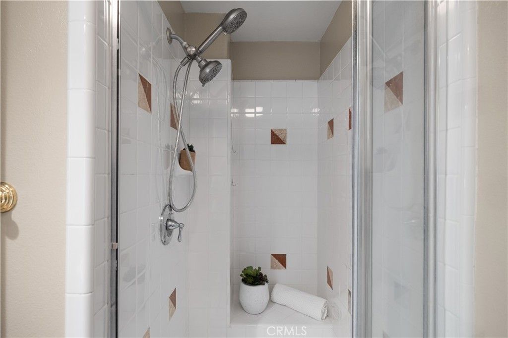 Image 23 of property listing at 9 Modesto, Irvine, CA 92602