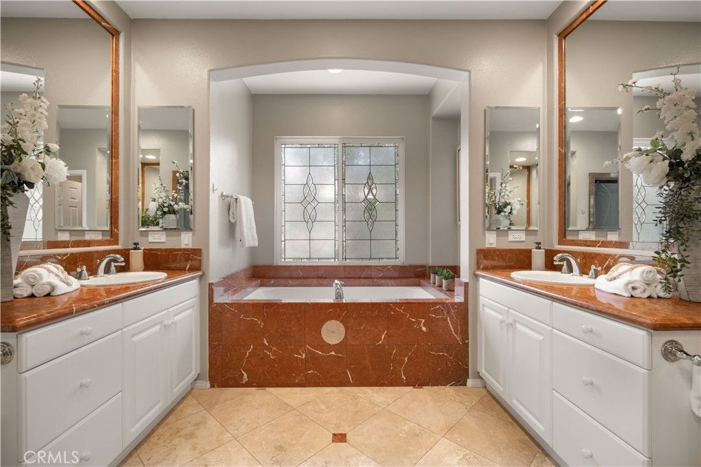 Image 34 of property listing at 9 Modesto, Irvine, CA 92602