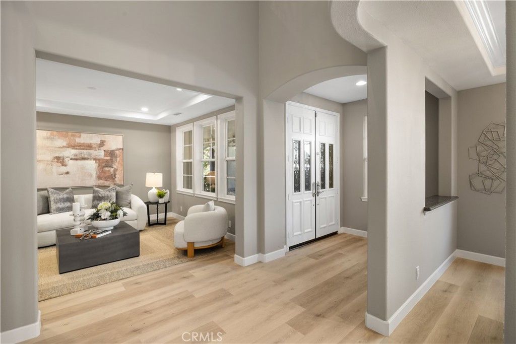 Image 5 of property listing at 9 Modesto, Irvine, CA 92602