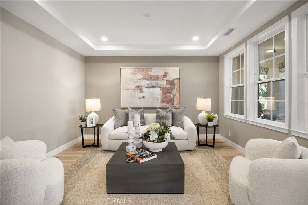 Image 6 of property listing at 9 Modesto, Irvine, CA 92602