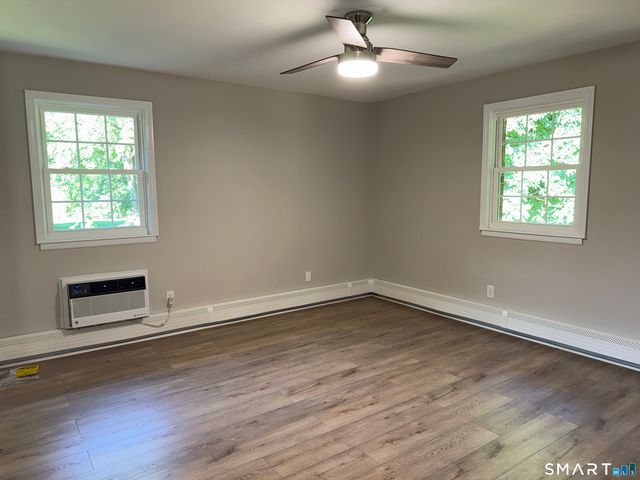 1000 Knapps Highway 29, Fairfield, CT 06825