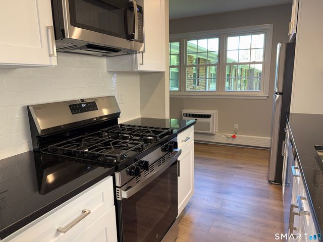 1000 Knapps Highway 29, Fairfield, CT 06825