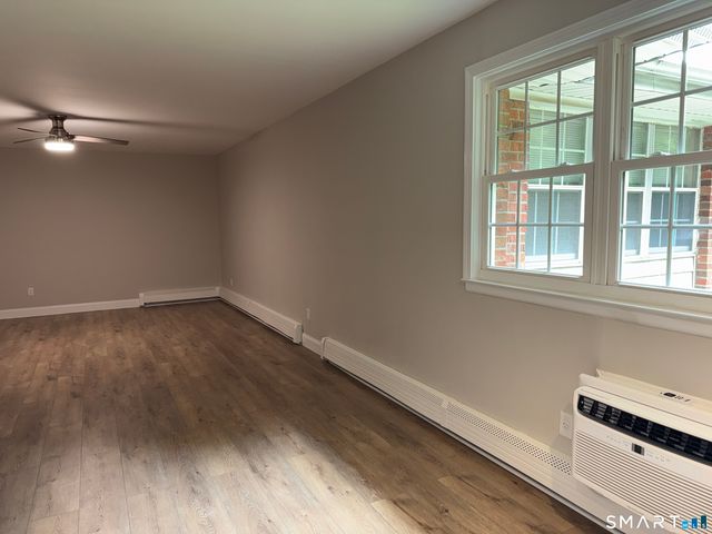 1000 Knapps Highway 29, Fairfield, CT 06825
