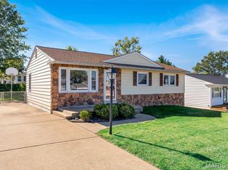 11132 Pine Forest Drive, Sappington, MO 63126