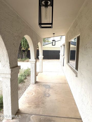 5924 E NORTH Lane, Paradise Valley, AZ 85253