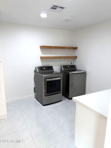 5924 E NORTH Lane, Paradise Valley, AZ 85253