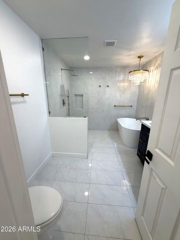 5924 E NORTH Lane, Paradise Valley, AZ 85253