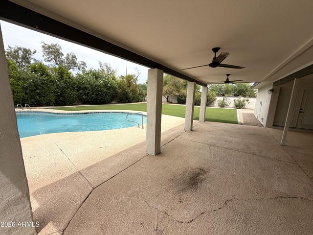 5924 E NORTH Lane, Paradise Valley, AZ 85253