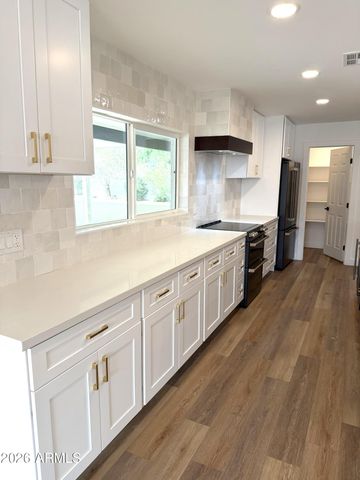 5924 E NORTH Lane, Paradise Valley, AZ 85253