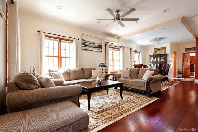 269-11 Union Turnpike, New Hyde Park, NY 11040