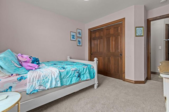 2304 HAYSACHER COURT, Kaukauna, WI 54130