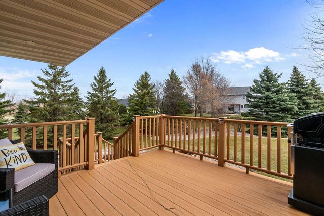 2304 HAYSACHER COURT, Kaukauna, WI 54130