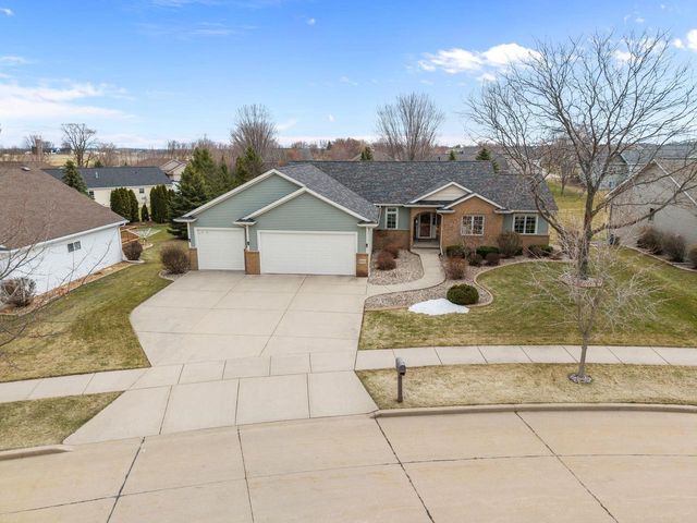 2304 HAYSACHER COURT, Kaukauna, WI 54130