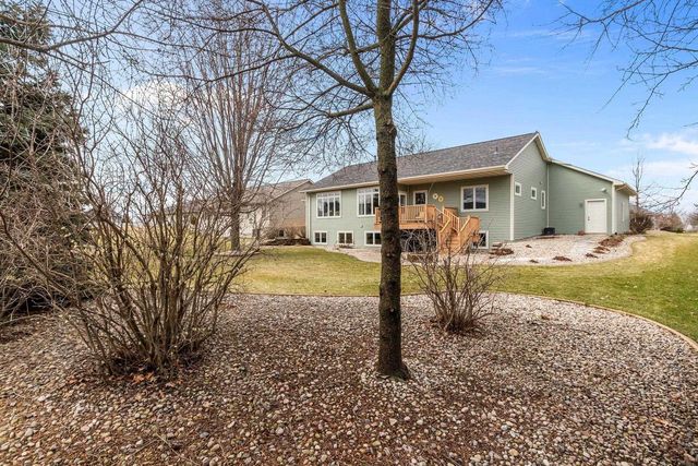 2304 HAYSACHER COURT, Kaukauna, WI 54130