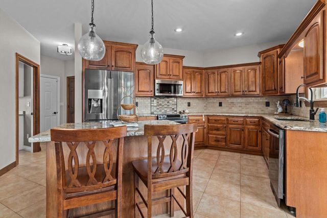 2304 HAYSACHER COURT, Kaukauna, WI 54130