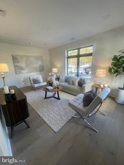 7519 R RIDGE, Philadelphia, PA 19128