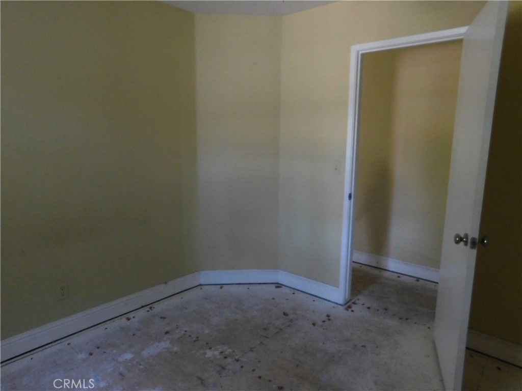 Image 6 of property listing at 23441 Lakeview, Tehachapi, CA 93561