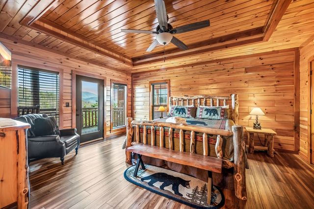 1440 Eagle Cloud Way, Sevierville, TN 37862