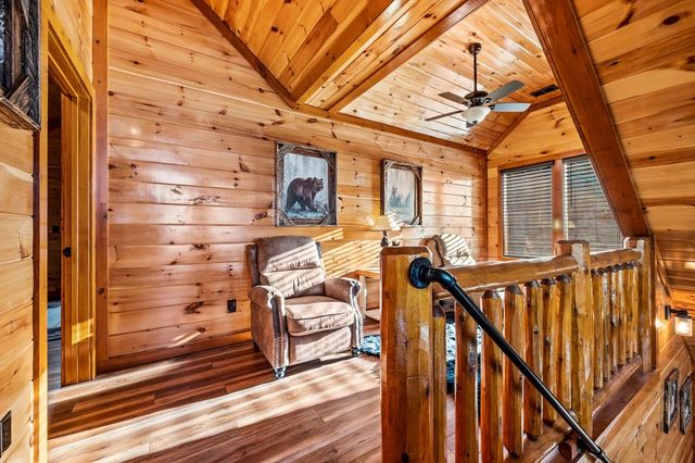 1440 Eagle Cloud Way, Sevierville, TN 37862