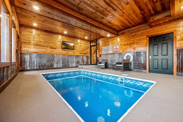 1440 Eagle Cloud Way, Sevierville, TN 37862