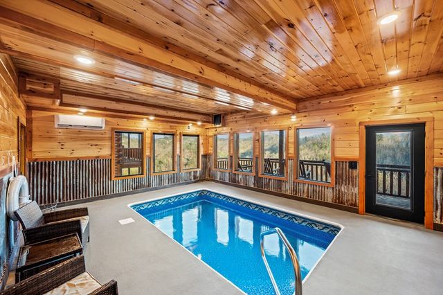 1440 Eagle Cloud Way, Sevierville, TN 37862