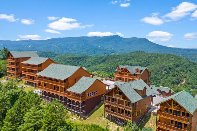 1440 Eagle Cloud Way, Sevierville, TN 37862