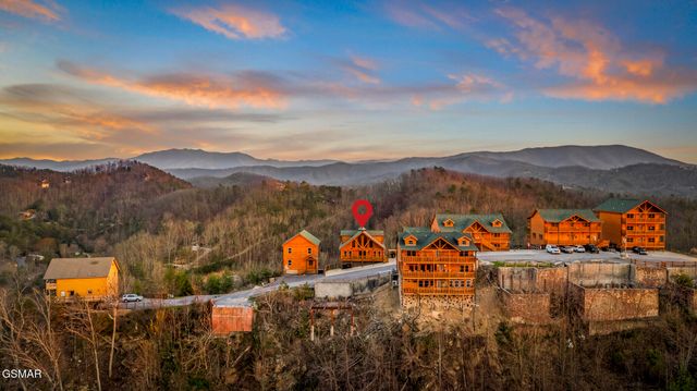 1440 Eagle Cloud Way, Sevierville, TN 37862