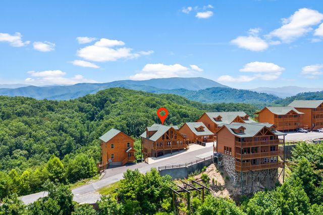 1440 Eagle Cloud Way, Sevierville, TN 37862