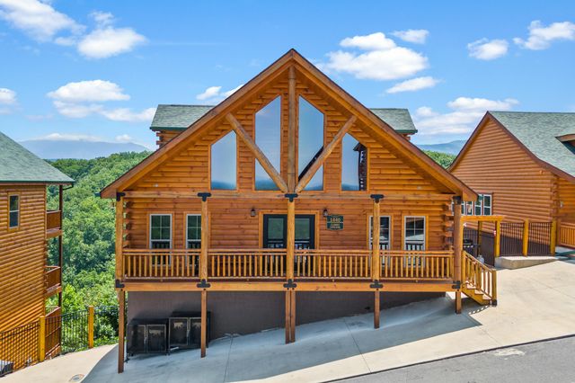 1440 Eagle Cloud Way, Sevierville, TN 37862