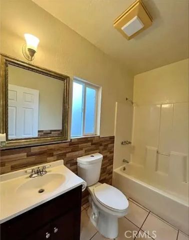 1336 W 109 Street, Los Angeles, CA 90044