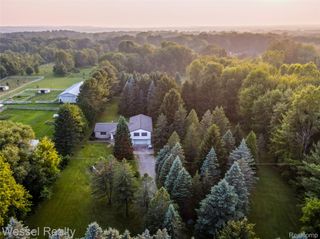 2465 Texter Road, Addison Township, MI 48367