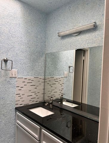 6633 W Airport Boulevard 1305, Houston, TX 77035