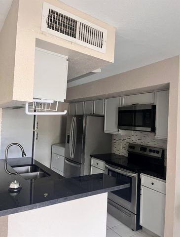6633 W Airport Boulevard 1305, Houston, TX 77035