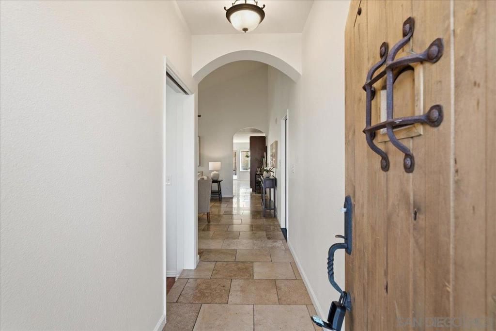 8611 Ara Pl, San Diego, CA 92126 — photo 2