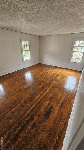 345 W Nevada Street, Highland Park, MI 48203