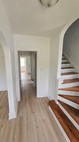 345 W Nevada Street, Highland Park, MI 48203