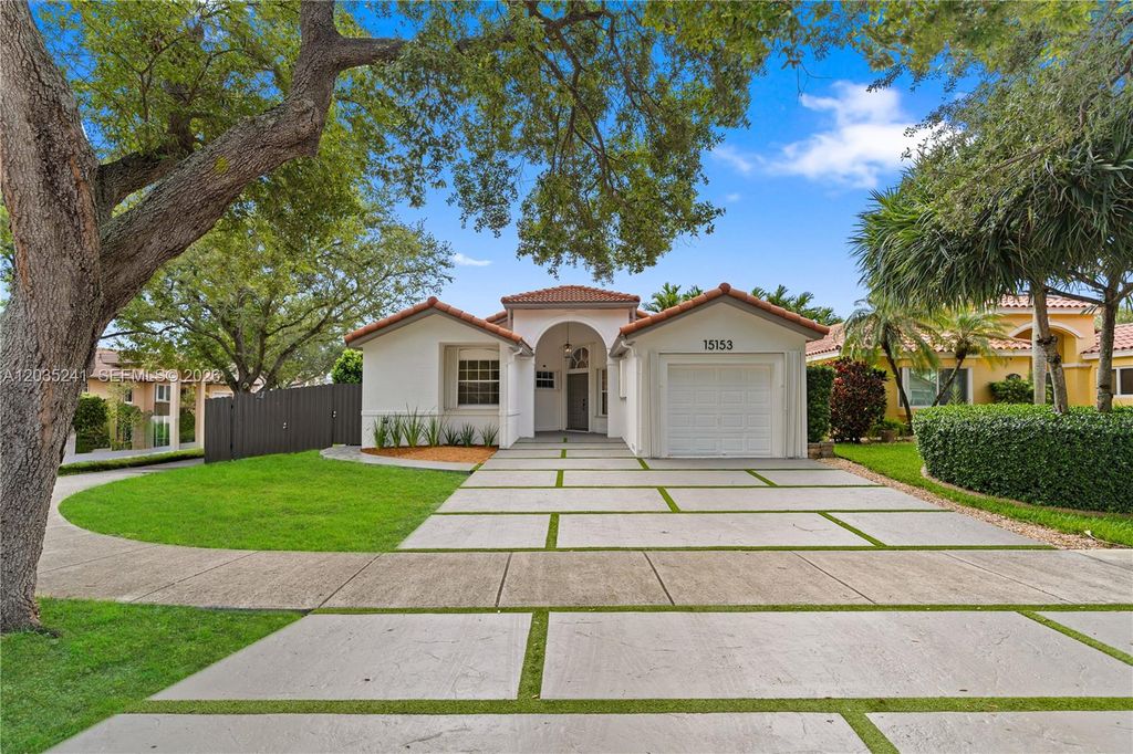 15153 NW 89th Place, Miami Lakes, FL 33018