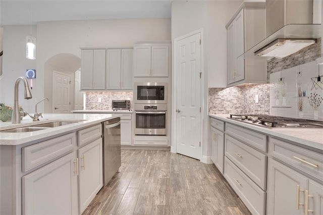 21914 BUTTERFLY KISS DRIVE, Land O Lakes, FL 34637