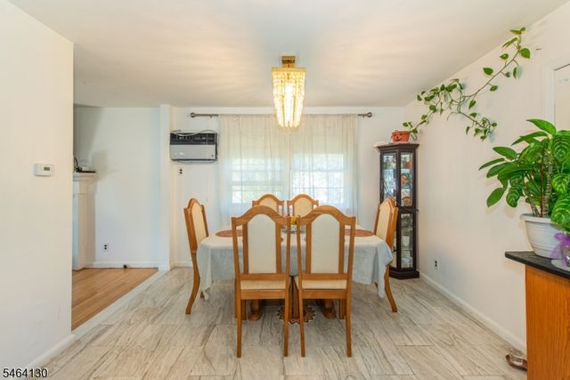 25 Sunset Ter, Wayne Twp., NJ 07470