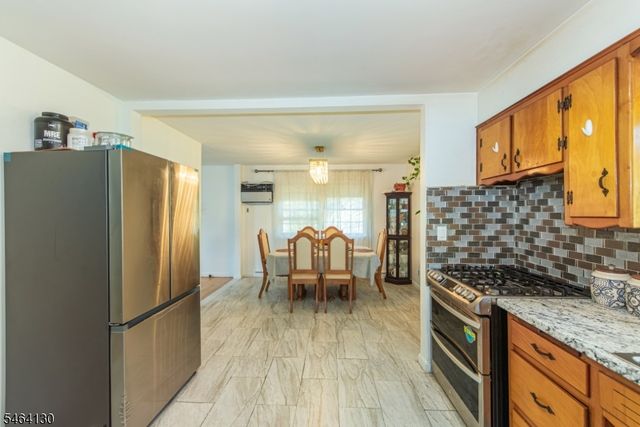 25 Sunset Ter, Wayne Twp., NJ 07470