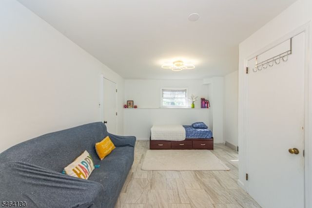 25 Sunset Ter, Wayne Twp., NJ 07470