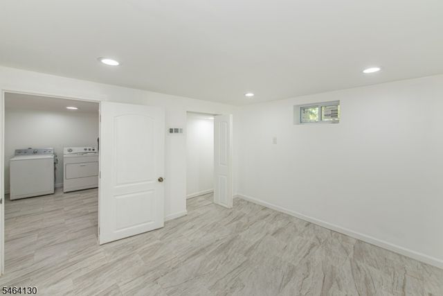 25 Sunset Ter, Wayne Twp., NJ 07470
